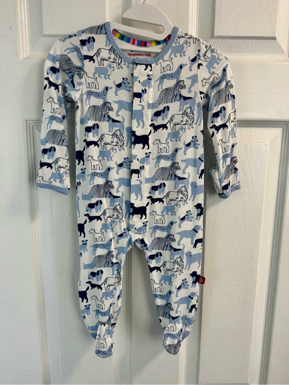 EUC Magnetic Me Footie, Blue and White dogs, 3-6 months